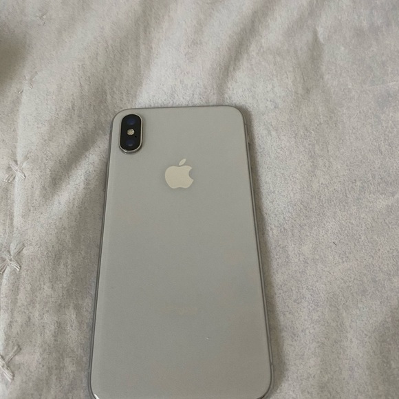 iPhone  X - Picture 5 of 6
